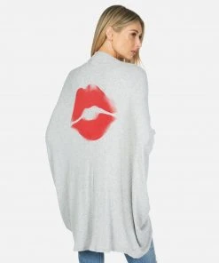 Lauren Moshi X Isla X Spray Kiss Collections