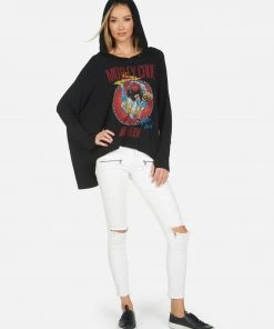 Lauren Moshi X Motley Crue Wilma X Shout At The Devil