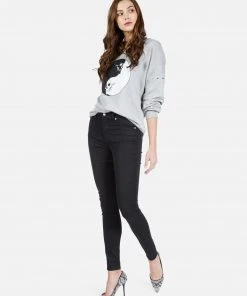 Lauren Moshi Sierra Skull Yin Yang