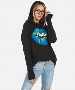 Lauren Moshi Collections Namiko World Peace Lips