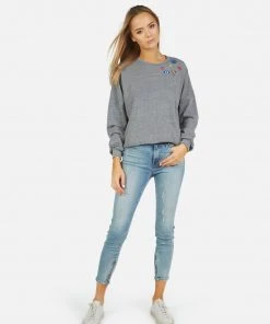 Lauren Moshi Lee Peace Hand Elements