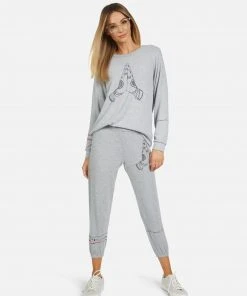 Lauren Moshi Alana Prayer Hands