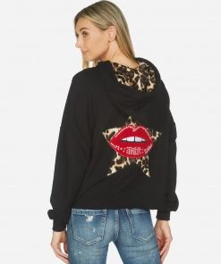 Lauren Moshi Long Sleeve Elliana Leopard Star Lip Patch