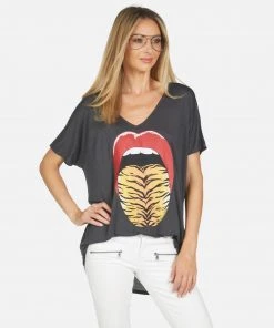 Lauren Moshi April Tiger Tongue