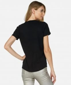 Lauren Moshi X Edda X Make Love Not War