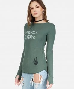 Lauren Moshi Tops Mckinley Peace Love Spray