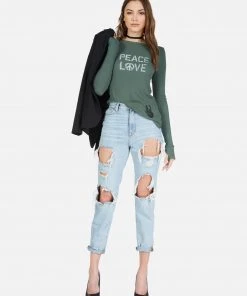 Lauren Moshi Tops Mckinley Peace Love Spray