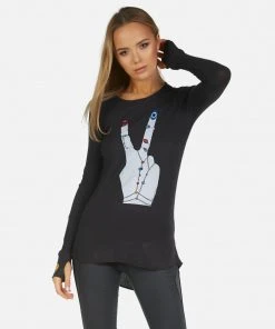 Lauren Moshi McKinley Peace Hand Elements