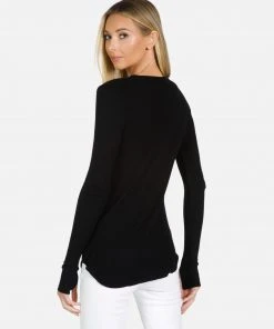 Lauren Moshi X McKinley X Gap Tooth Lips