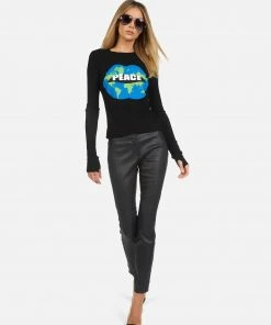 Lauren Moshi Mckinley X World Peace Lips