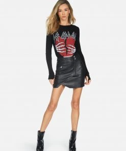 Lauren Moshi X Long Sleeve McKinley X Def Leppard Heartbreak