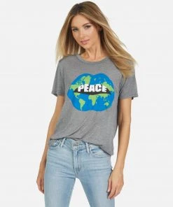 Lauren Moshi Capri World Peace Love Short Sleeve