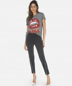 Lauren Moshi Capri Kiss Lip Short Sleeve