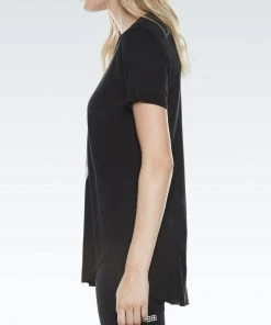 Lauren Moshi Short Sleeve Kelis Peace Hand