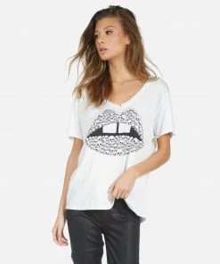 Lauren Moshi Short Sleeve Elara Skull Lip