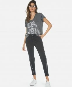 Lauren Moshi Elara I'm A Mess Short Sleeve