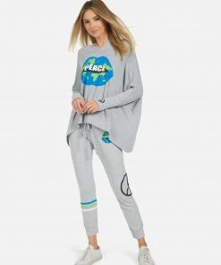 Lauren Moshi Kizzy World Peace Lips