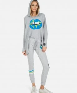 Lauren Moshi Kizzy World Peace Lips