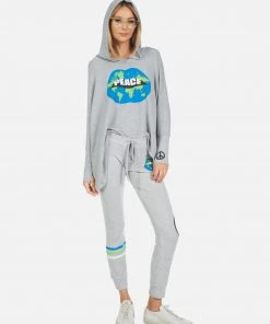 Lauren Moshi Kizzy World Peace Lips