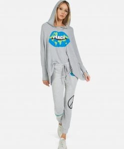 Lauren Moshi Kizzy World Peace Lips