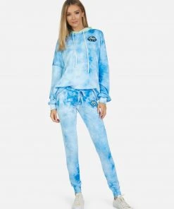 Lauren Moshi Jess World Peace Lips