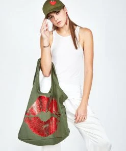 Lauren Moshi Taylor Red Foil Lip