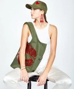 Lauren Moshi Taylor Red Foil Lip