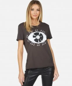 Lauren Moshi Wolf Record Eye