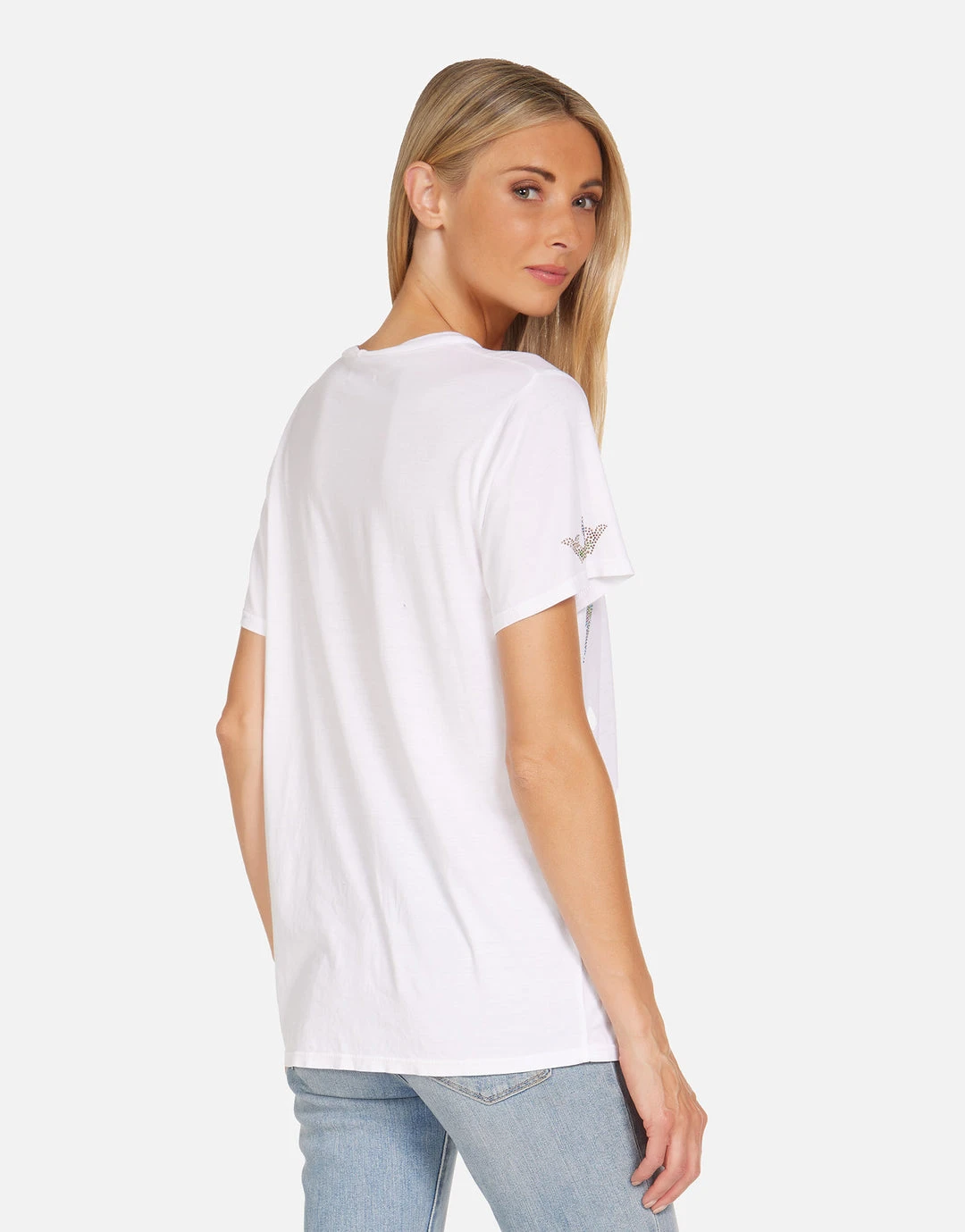 Lauren Moshi Wolf Crystal Fantasy Elements