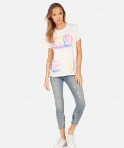 Lauren Moshi Wolf Graffiti Love