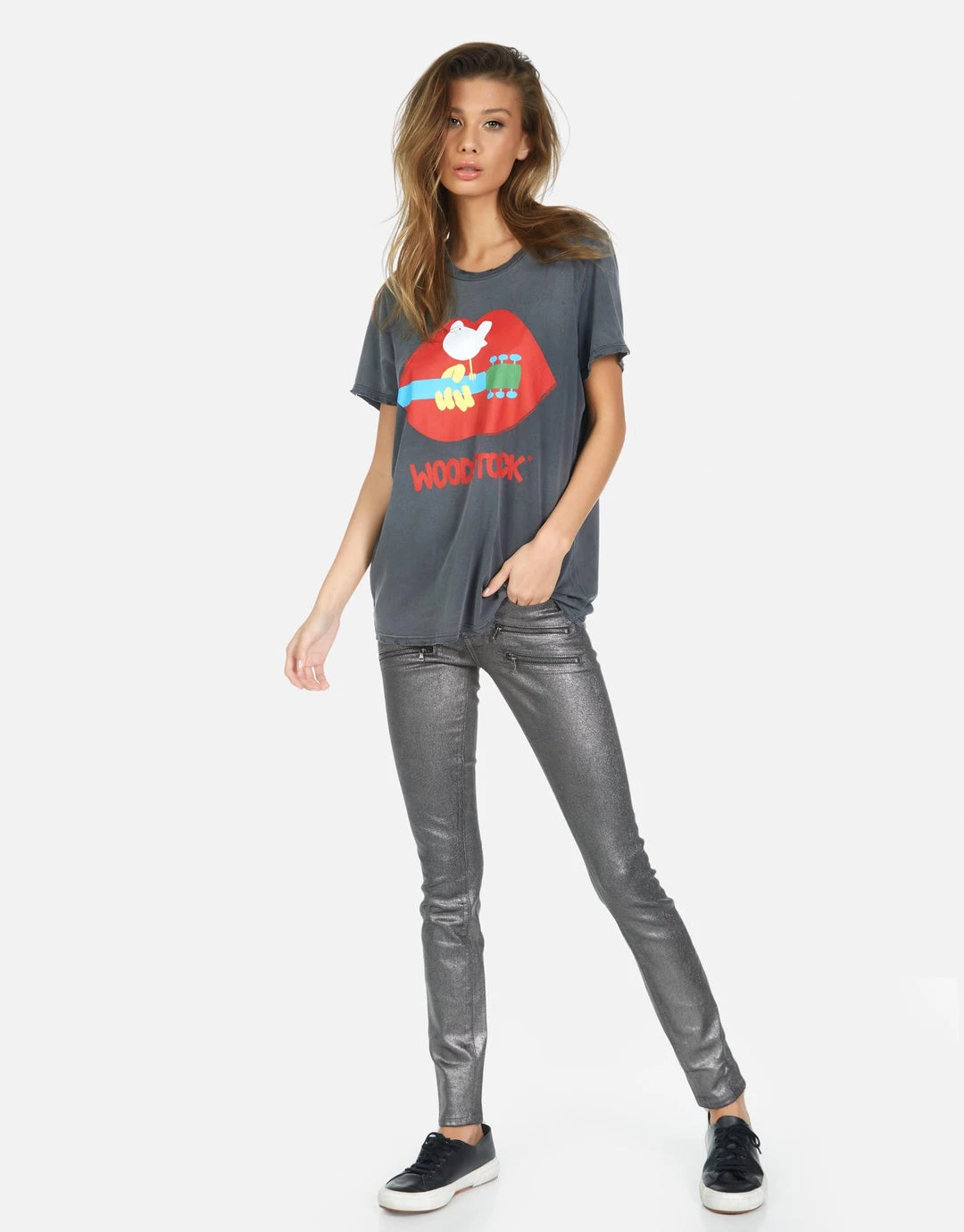 Lauren Moshi Wolf Woodstock Lip