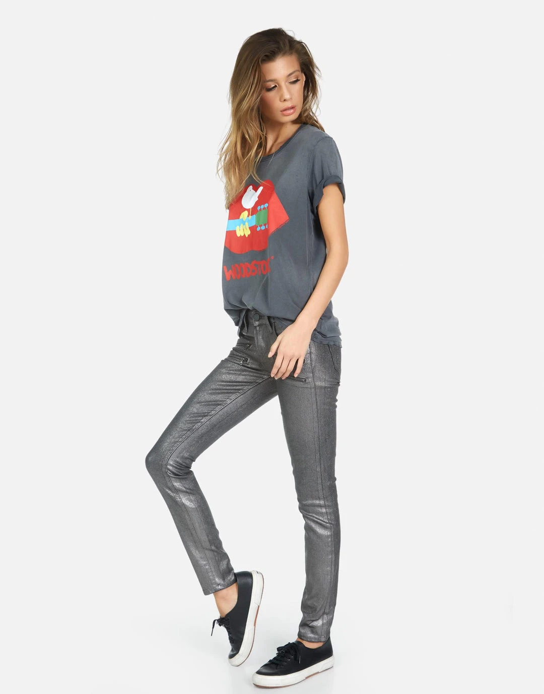 Lauren Moshi Wolf Woodstock Lip