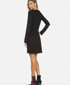 Lauren Moshi X Adora X Crystal Biting Lip