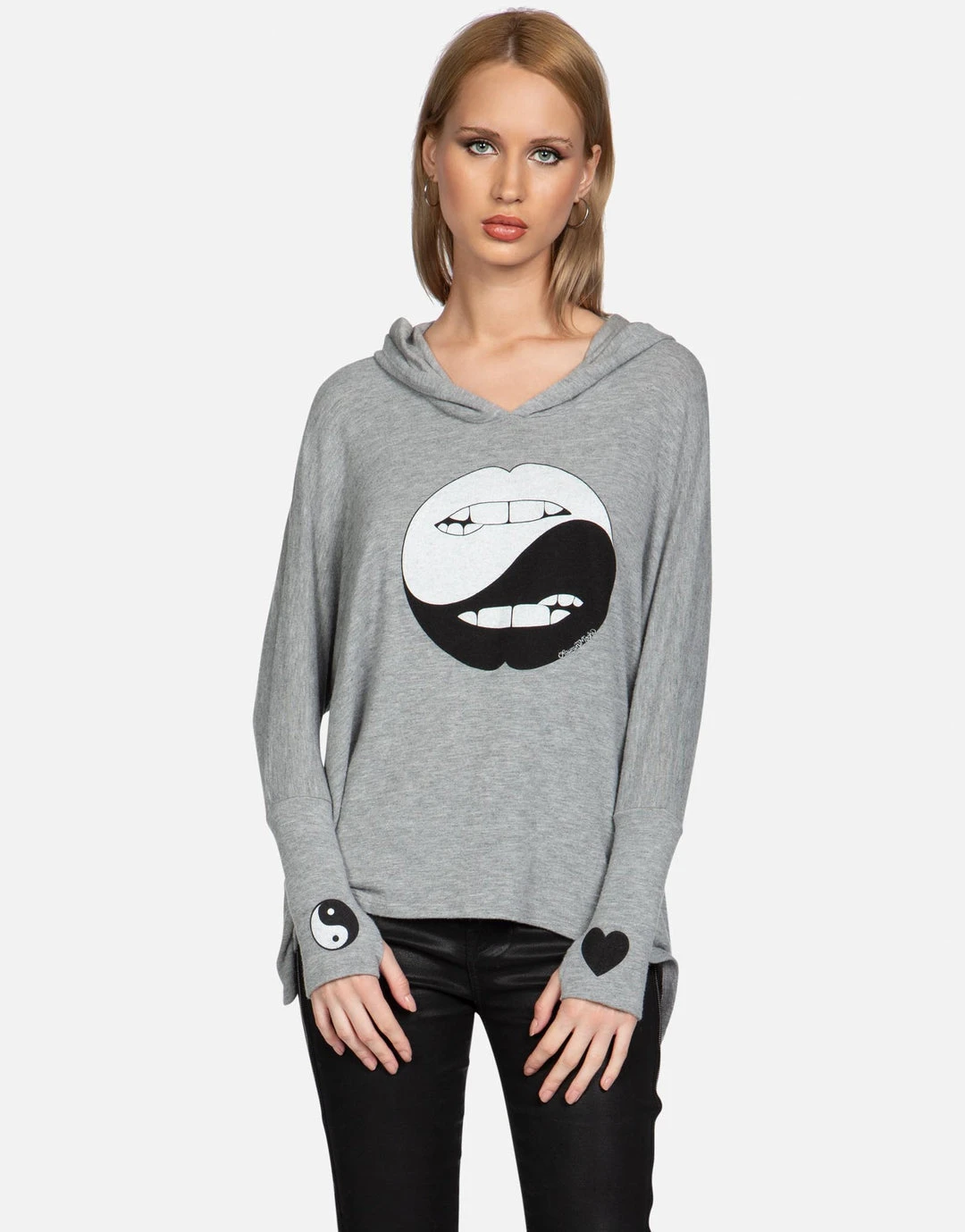 Lauren Moshi Long Sleeve Wilma Biting Lip Yin Yang