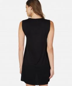 Lauren Moshi Deanna Lightning Lip