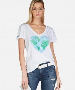 Lauren Moshi Short Sleeve Cruz World Love
