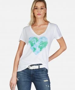 Lauren Moshi Short Sleeve Cruz World Love