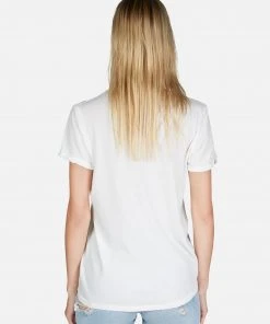 Lauren Moshi Short Sleeve Edda World Love